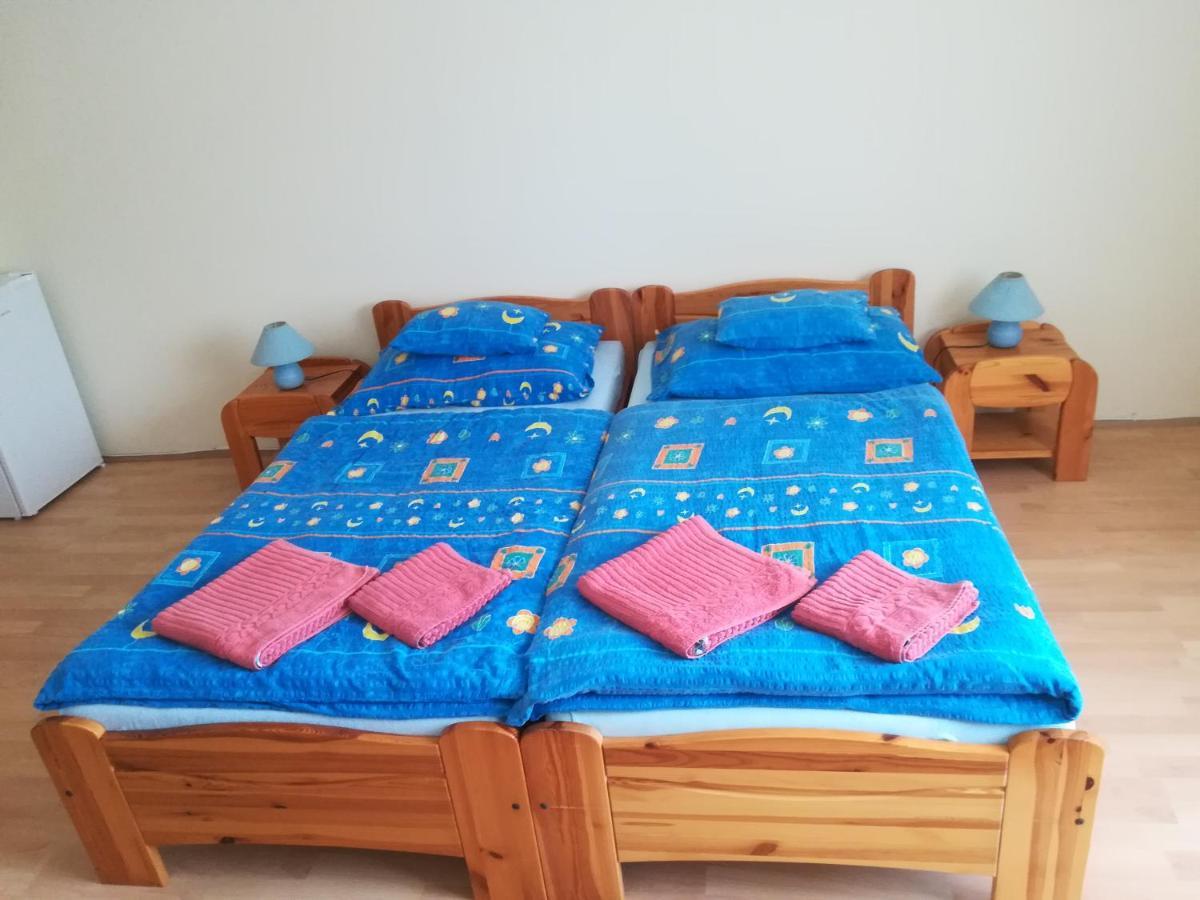 Hotel Montana-Ederics Vendeghaz Balatonederics Zewnętrze zdjęcie