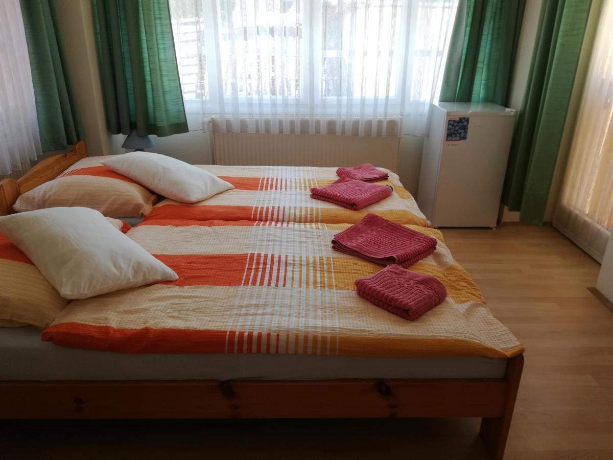 Hotel Montana-Ederics Vendeghaz Balatonederics Zewnętrze zdjęcie