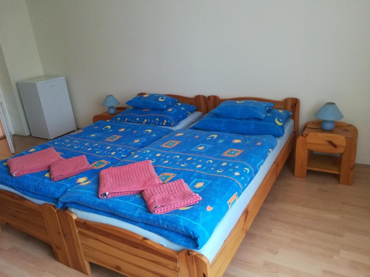 Hotel Montana-Ederics Vendeghaz Balatonederics Zewnętrze zdjęcie