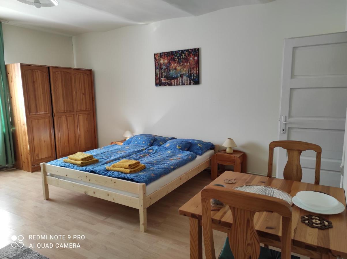 Hotel Montana-Ederics Vendeghaz Balatonederics Zewnętrze zdjęcie