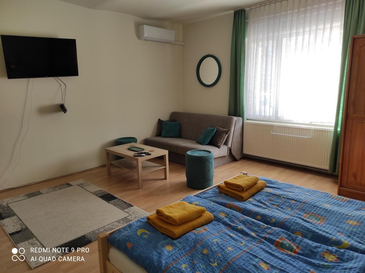 Hotel Montana-Ederics Vendeghaz Balatonederics Zewnętrze zdjęcie