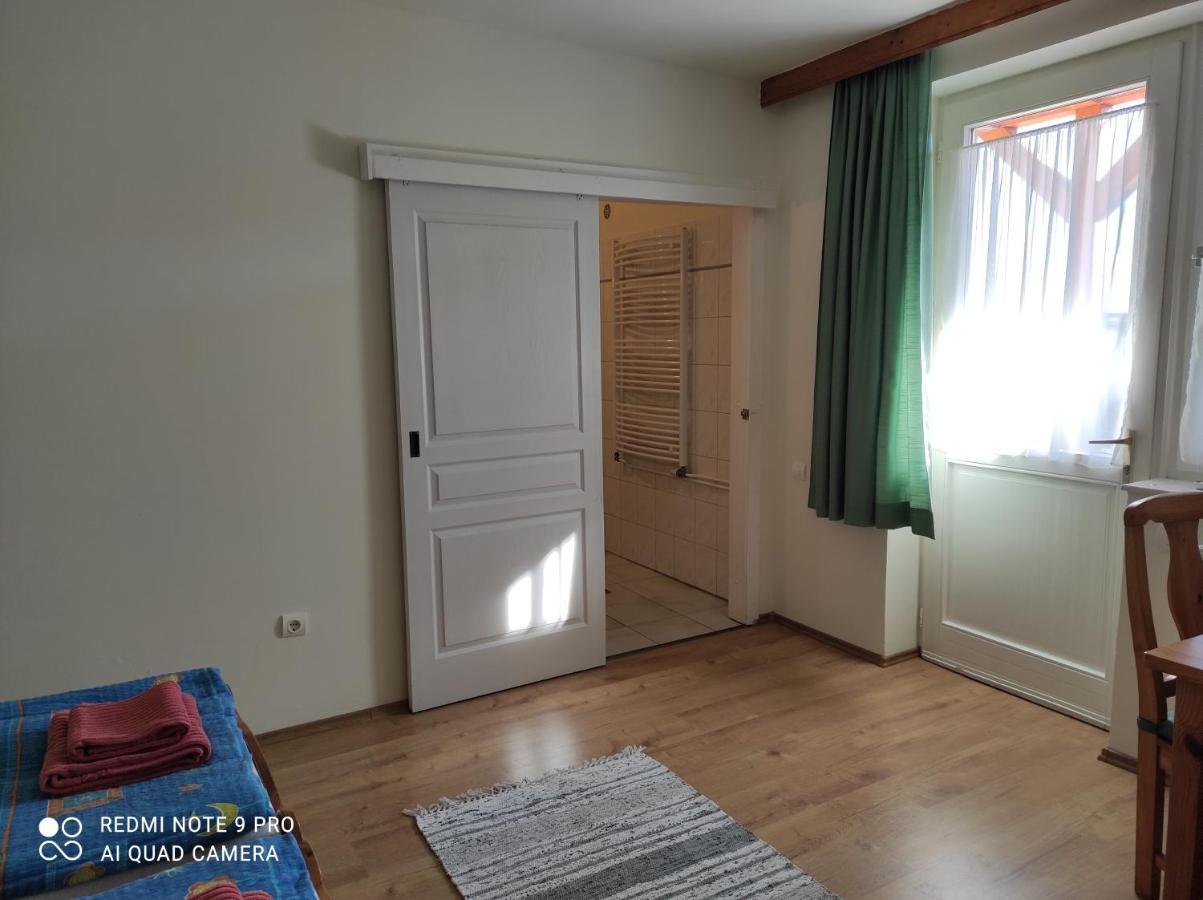 Hotel Montana-Ederics Vendeghaz Balatonederics Zewnętrze zdjęcie
